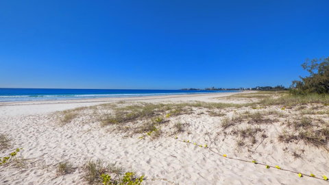 Bilinga Beach Motel - Melbourne Tourism 29