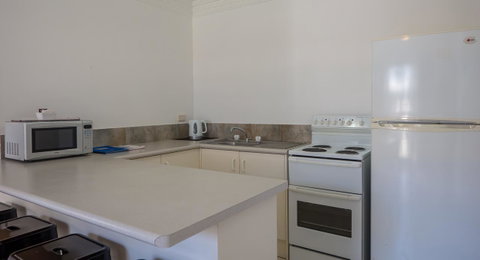 Bilinga Beach Motel - Melbourne Tourism 44