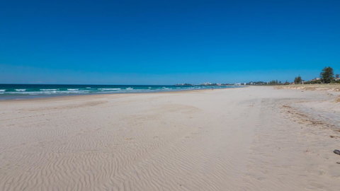 Bilinga Beach Motel - Melbourne Tourism 22