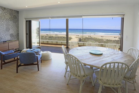 Bilinga Beach Motel - Melbourne Tourism 11