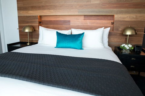 Eatons Hill Hotel - Melbourne Tourism 33