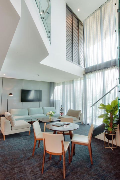 Eatons Hill Hotel - Melbourne Tourism 18