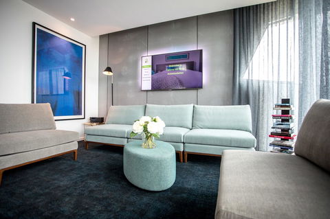 Eatons Hill Hotel - Melbourne Tourism 32