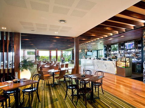 Eatons Hill Hotel - Melbourne Tourism 6