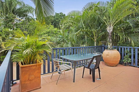 City Palms Brisbane - Melbourne Tourism 34