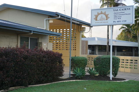 YAL Cairns - A Motel That Makes A Difference - Melbourne Tourism 37