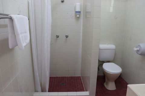 YAL Cairns - A Motel That Makes A Difference - Melbourne Tourism 27