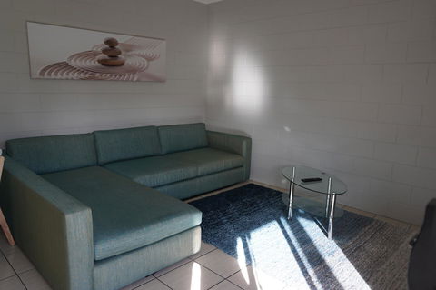 YAL Cairns - A Motel That Makes A Difference - Melbourne Tourism 22