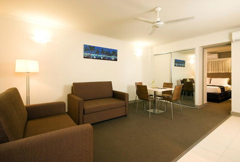 Cairns Colonial Club Resort - Melbourne Tourism 28