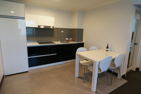 Hotel Diana - Melbourne Tourism 43