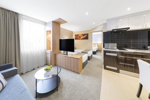 Hotel Diana - Melbourne Tourism 35