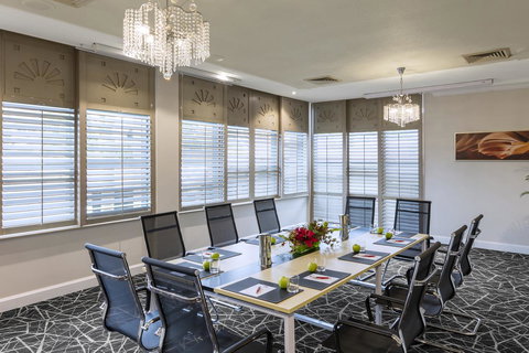 Hotel Diana - Melbourne Tourism 12