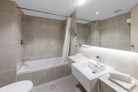 Hotel Diana - Melbourne Tourism 33