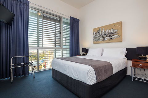 Oxygen Apartments - Melbourne Tourism 20
