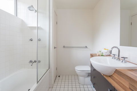 Oxygen Apartments - Melbourne Tourism 24