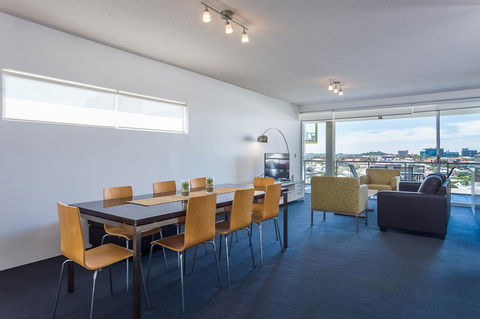 Oxygen Apartments - Melbourne Tourism 6