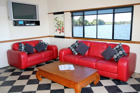 Coomera Houseboats - Melbourne Tourism 17