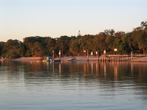 Coomera Houseboats - Melbourne Tourism 2