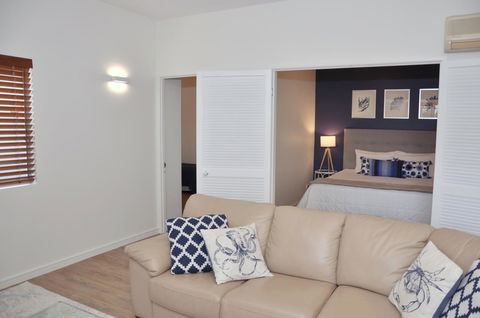 Rimini Holiday Apartments - Melbourne Tourism 25