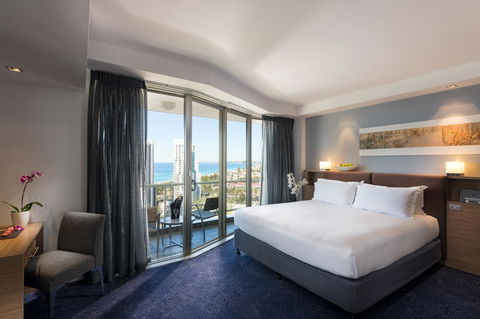 Sofitel Gold Coast Broadbeach - Melbourne Tourism 3