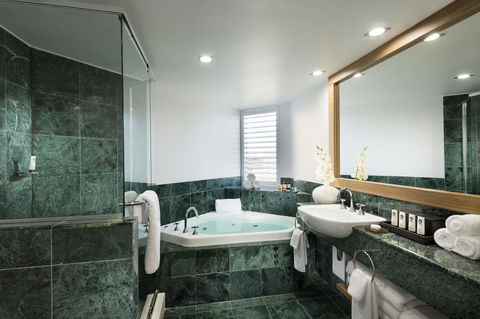 Sofitel Gold Coast Broadbeach - Melbourne Tourism 4