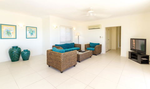 Toscana Village Resort - Melbourne Tourism 27