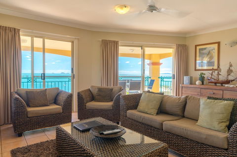 Toscana Village Resort - Melbourne Tourism 25