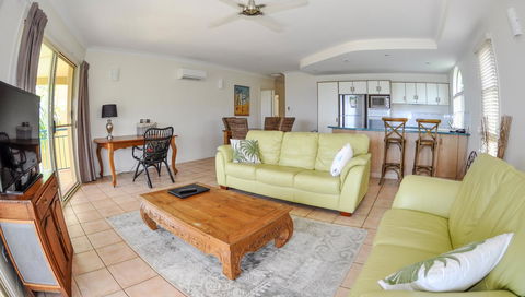 Toscana Village Resort - Melbourne Tourism 38