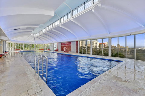 Chevron Renaissance - HR Surfers Paradise - Melbourne Tourism 4