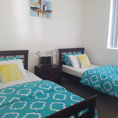 Sutton's Beach Unit - Melbourne Tourism 15