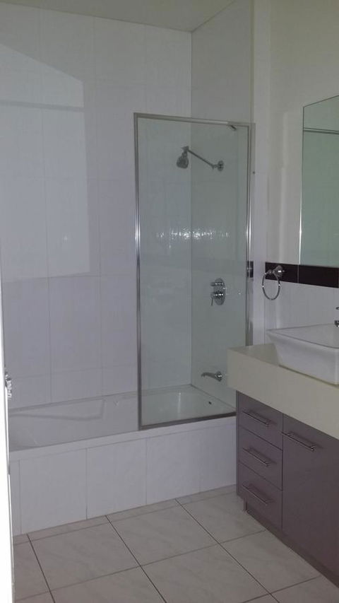 Sutton's Beach Unit - Melbourne Tourism 17
