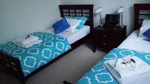Sutton's Beach Unit - Melbourne Tourism 16