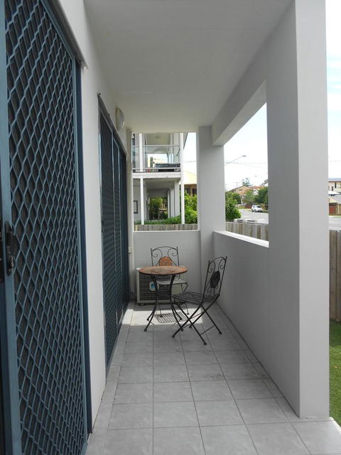 Sutton's Beach Unit - Melbourne Tourism 20