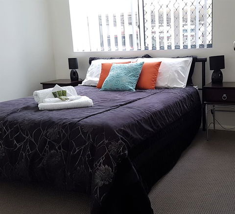 Sutton's Beach Unit - Melbourne Tourism 14