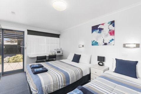 Wattle Grove Motel Maryborough - Melbourne Tourism 3