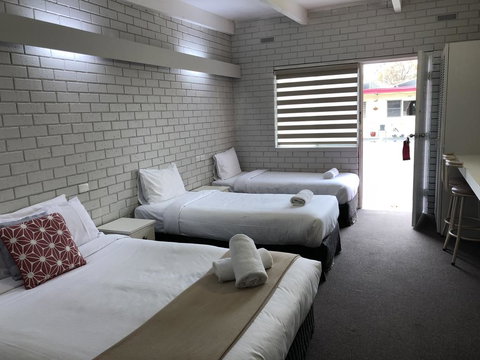 Wattle Motel - Melbourne Tourism 3