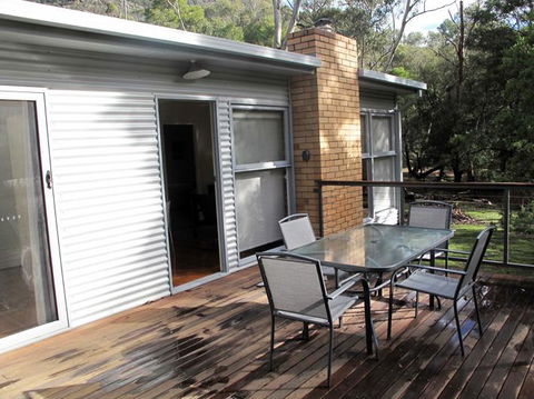 Wattletree Cottage - Melbourne Tourism 2