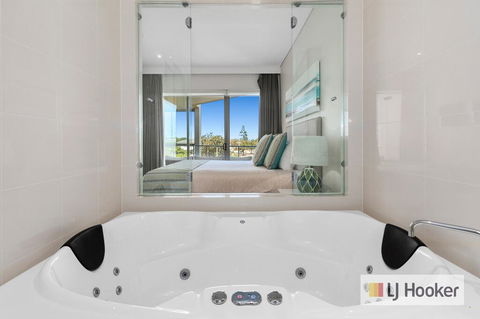 WAVE CULTURE 1204 - BEACH BLISS - Melbourne Tourism 3