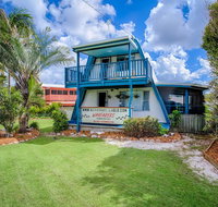 Wayfarers Beachouse - Rainbow Beach Everything you need just metres to the beach - Melbourne Tourism