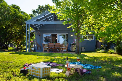 Wayward Cottage - Melbourne Tourism 0