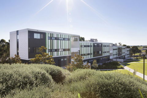 Western Sydney University Village - Campbelltown - Melbourne Tourism 2