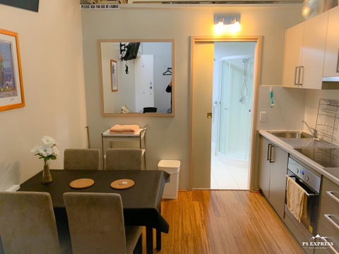 Westside Studio Apartments - Melbourne Tourism 0