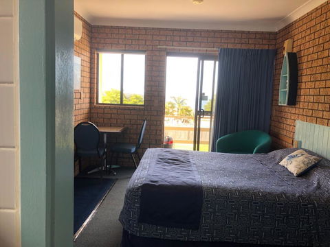 Whale Fisher Motel - Melbourne Tourism 1