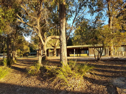 Woodbine Park Eco Cabins - Melbourne Tourism 0