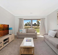 Woodbine Waters - Melbourne Tourism