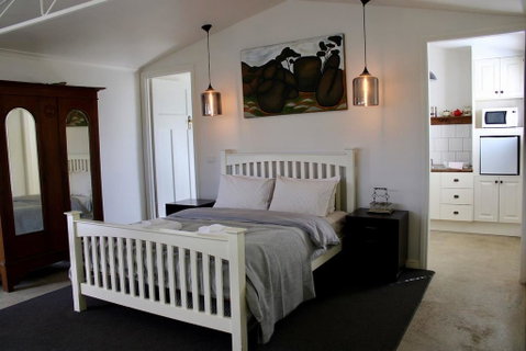 Wormwood Studio - Melbourne Tourism 1