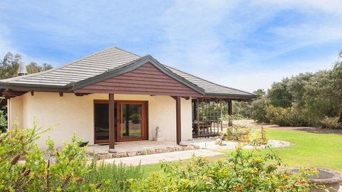Yallingup Retreat - Melbourne Tourism 2