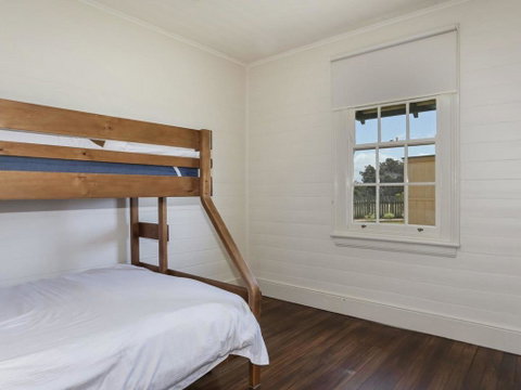 Yamba Pilot Cottage 2 - Pets Welcome - Close To Beach - Melbourne Tourism 1