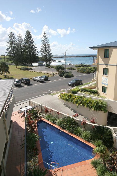 Yamba Beach Motel - Melbourne Tourism 3