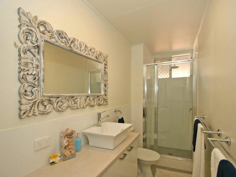 Yamba Daze - Sunset - Pet Friendly - Melbourne Tourism 3